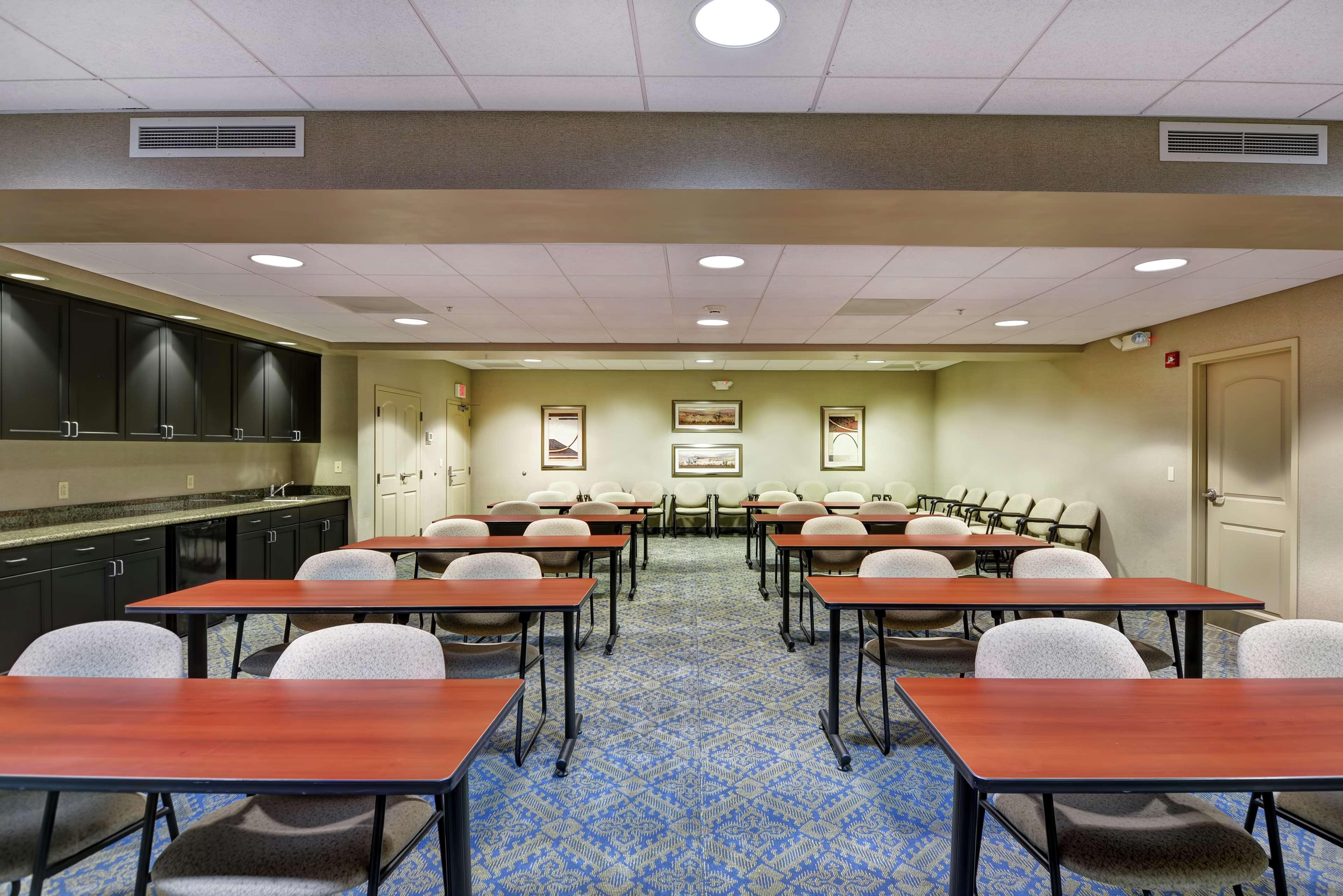 Hotel Hampton